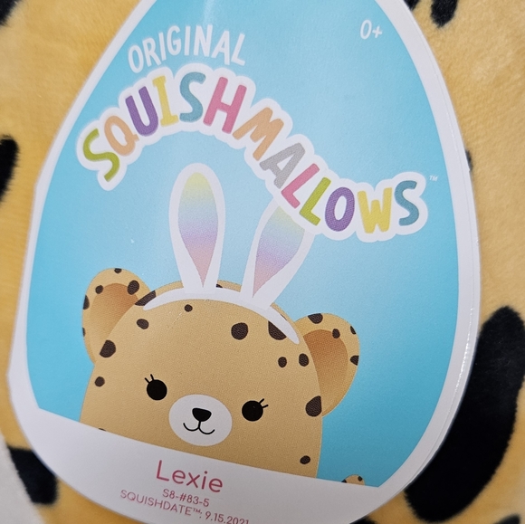 🎄🍍Squishmellow Lexie with Easter ears - Picture 2 of 4